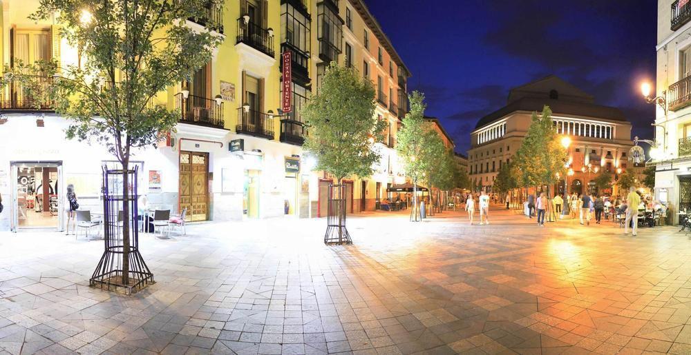 Hostal Oriente Madrid Exterior photo